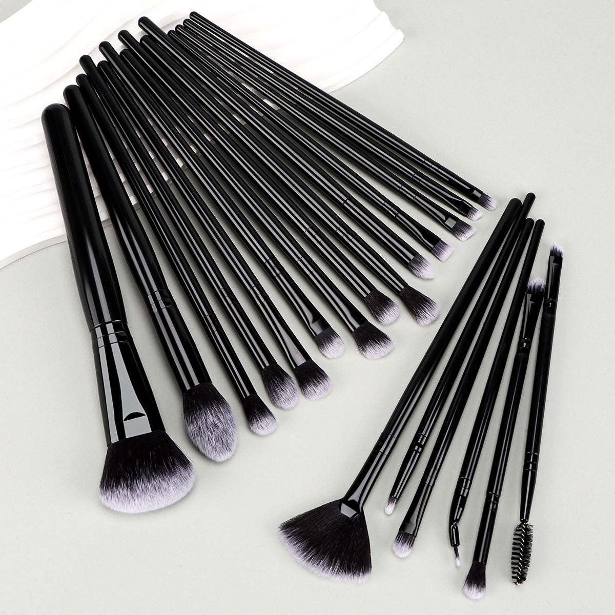 29 Complete Sets of Cosmetics Brush Tools, Equipped with Nylon Brush Head, ABS Plastic Handle, Neutral Wash Bag, Sponge Powder Puff, Moisture Proof Sleeve Butterfly Knot Hair Band Wrist Strap, Dry Cleaning Brush Cleaning Box, Palm Brush - a Complete
