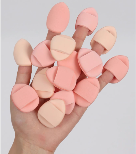 Watermelon Finger Puff 15-30-60pcs. Finger-shaped Air Cushion. Includes Air Cushion Powder Puff, Latex-free Mixed Sponge and Makeup Puff, for Liquid Foundation, Foundation, Concealer. Suitable for All Skin Types